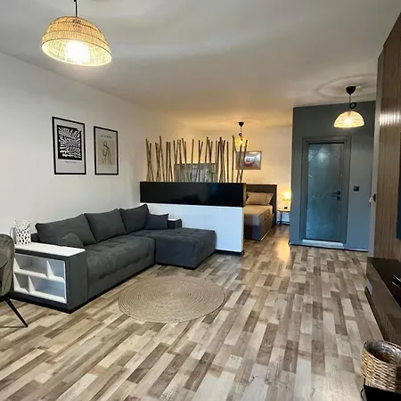 Queen, Saint Vlas, улица черно море 12 Apartment Sveti Vlas